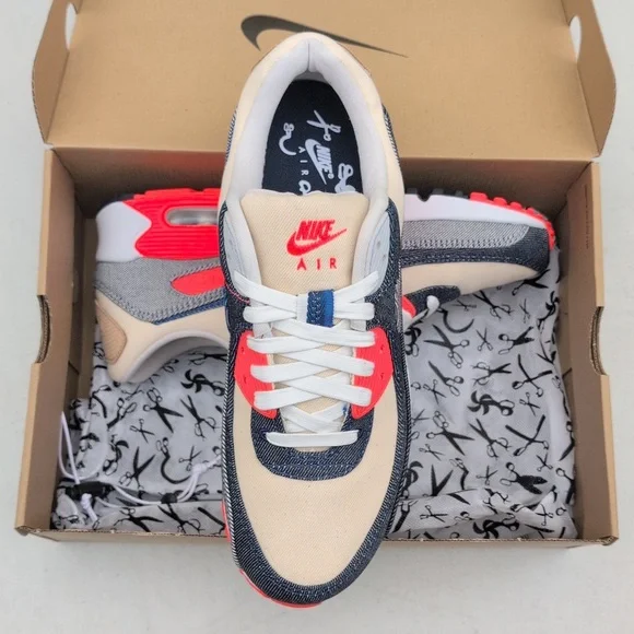 Nike Air Max 90 x DNHM Special Edition - Infrared - Men Size 10.5 ( CU1646-400 )